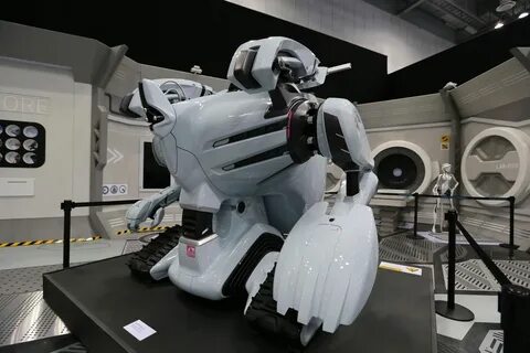 Робот 2050