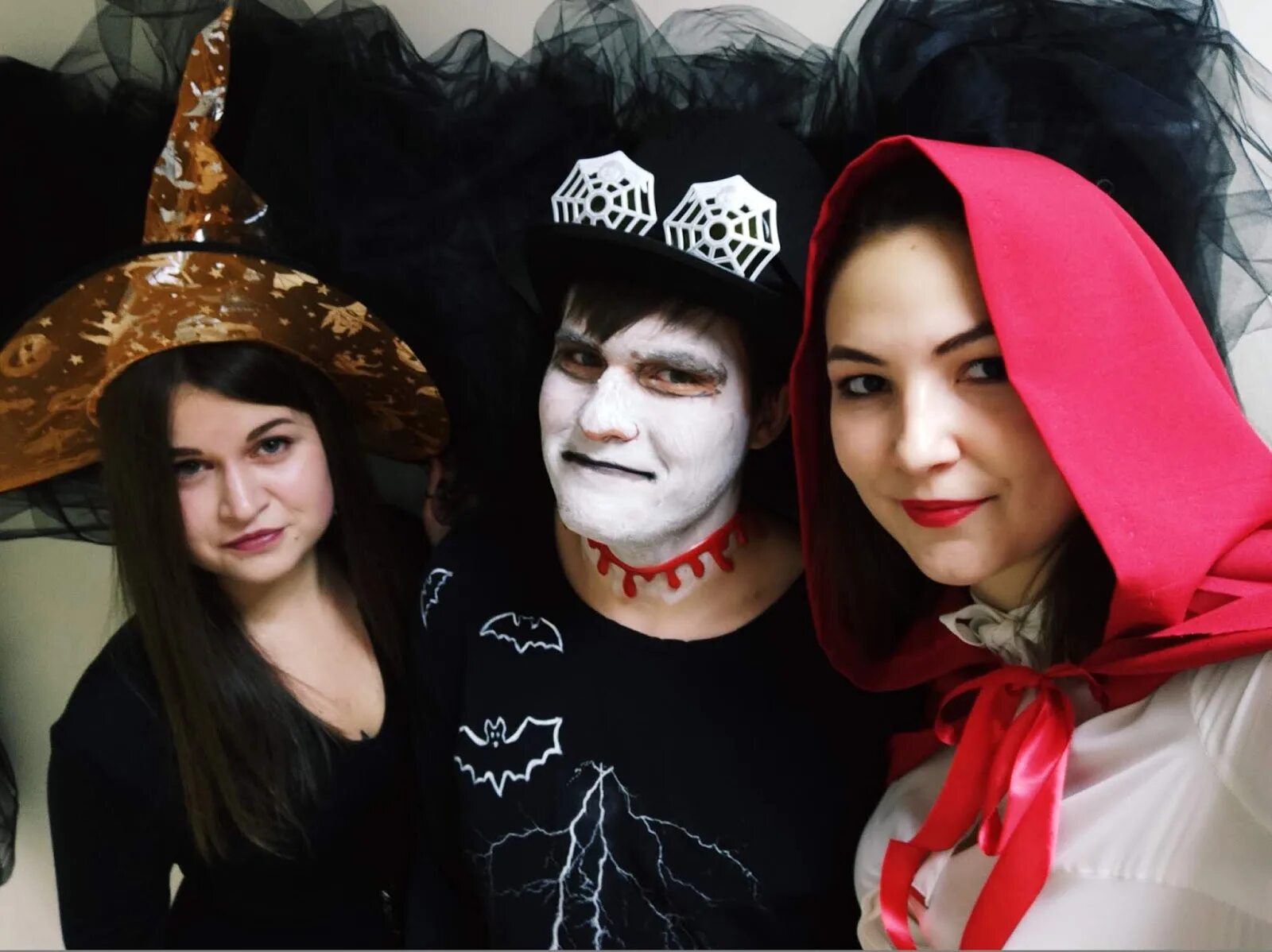 Роблокс хэллоуин. Фразы хэллоуина. Когда хелло хэллоуин. Какого числа хелло хэллоуин. Когда хелло хэллоуин 2021 в англии.