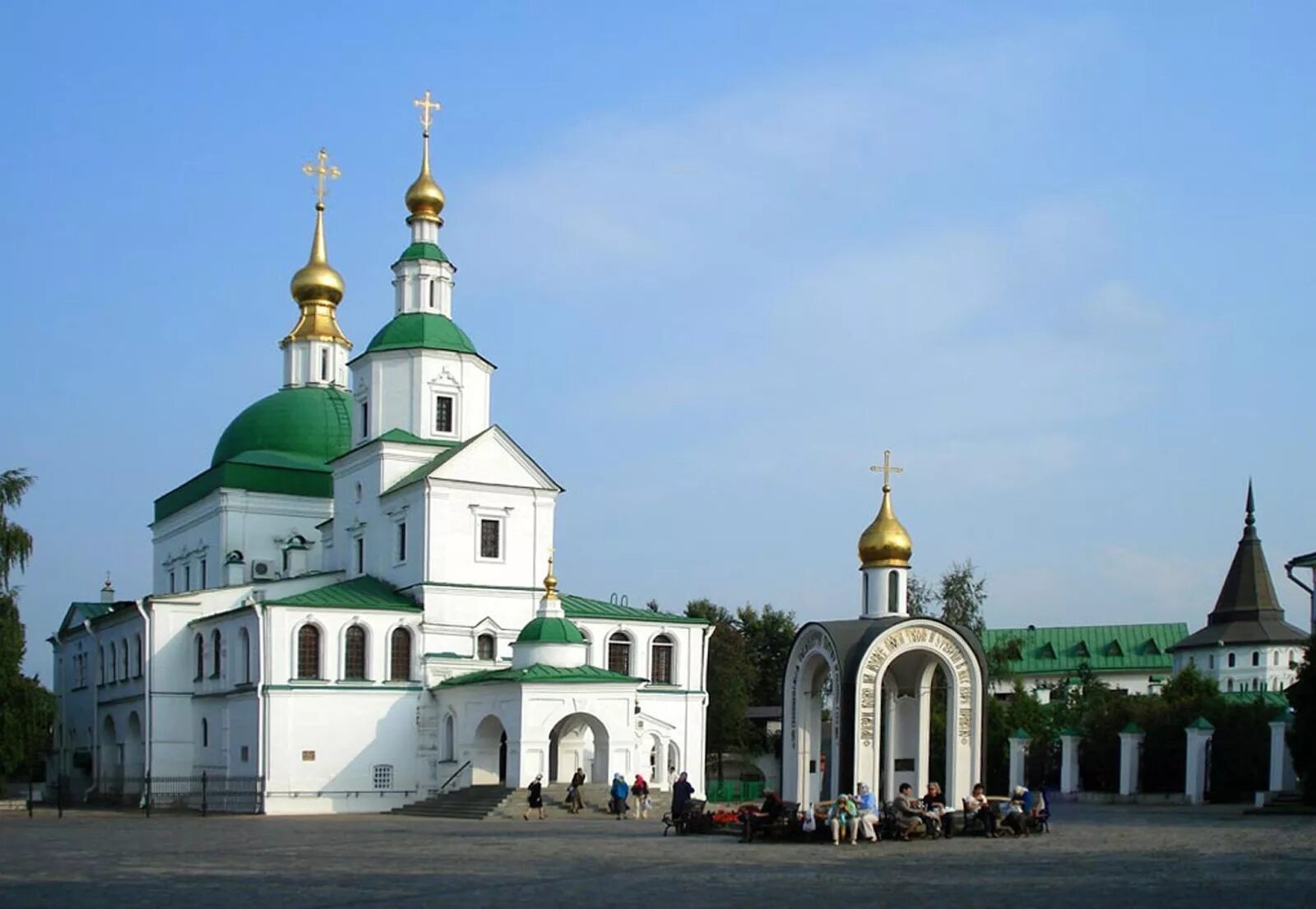 Храмы которые работают