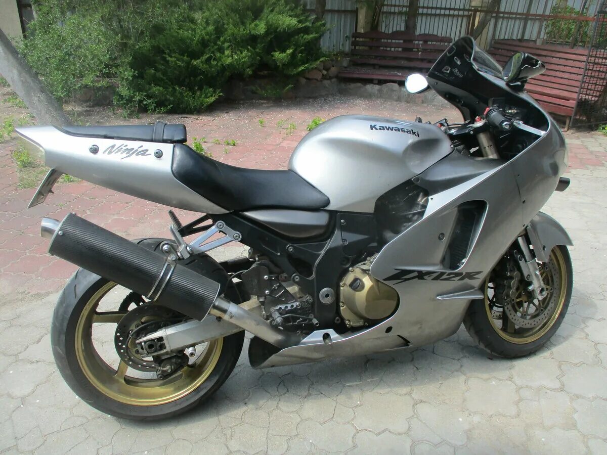 Кавасаки zrx 1200. Кавасаки 1200. Кавасаки zrx 1200. Мото кавасаки zrx 1200. Kawasaki zrx 1200.