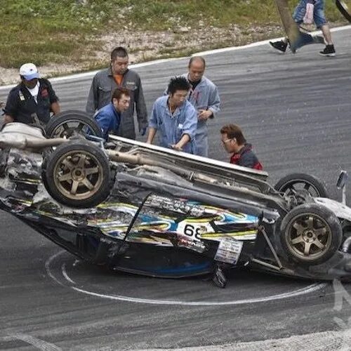 Look that car over there crash. Драг рейсинг на грузовиках. 180sx crash. Drift crash. 180sx crash PIZZAMIKE.