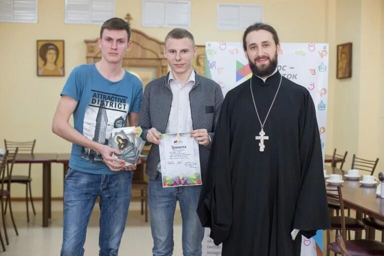 Андрей кононов священник. Андрей долгополов священник хабаровск. Андрей долгополов. Долгополов священник. Священник андрей долгополов.