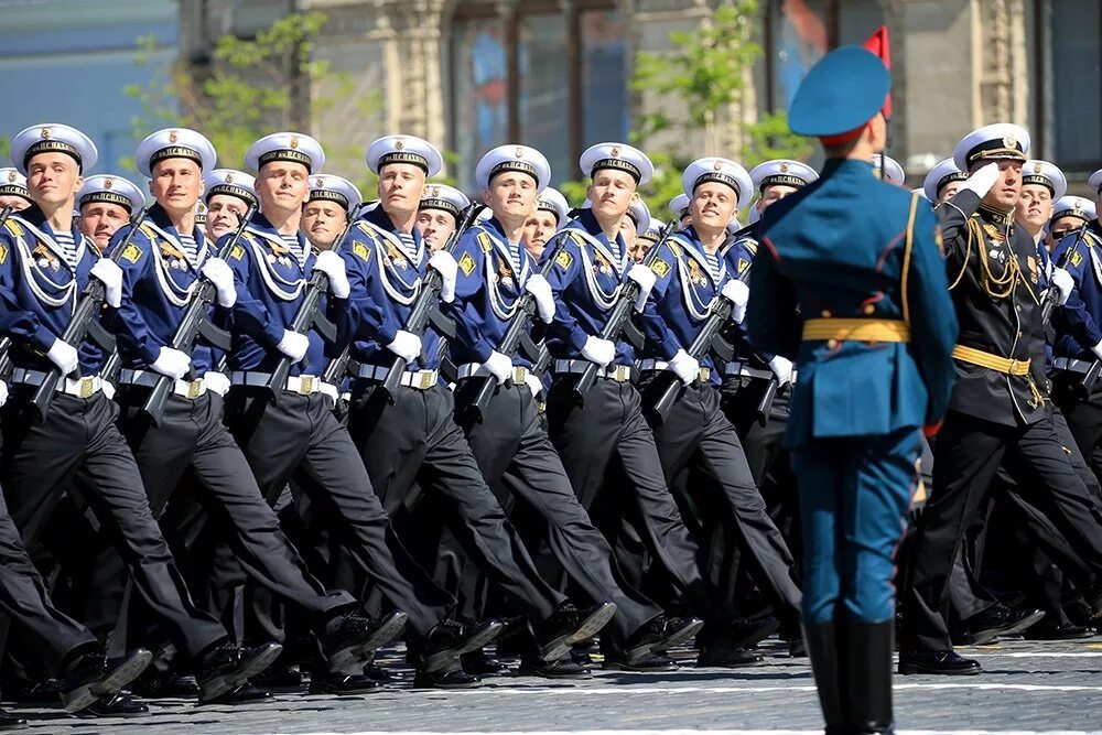 Самые лучшие парады России фото. Войска РФ на параде очередность действий.