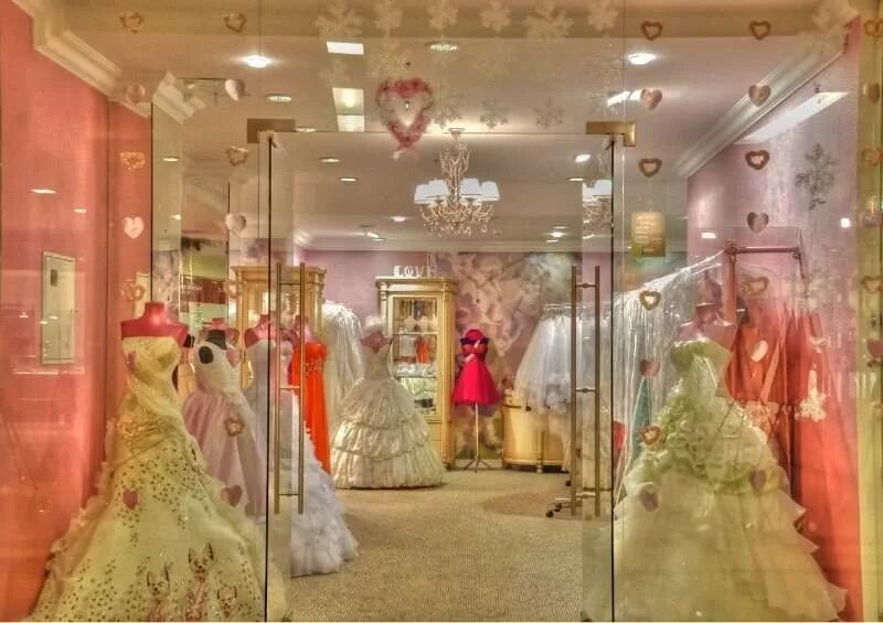 Love forever платья свадебные. Love forever свадебный. Невесты. Love forever свадебный салон. Салон love forever москва.