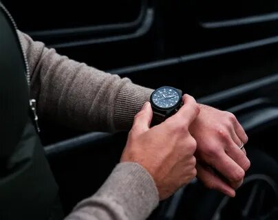 Guns watch