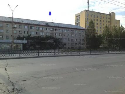 Космонавтов 70