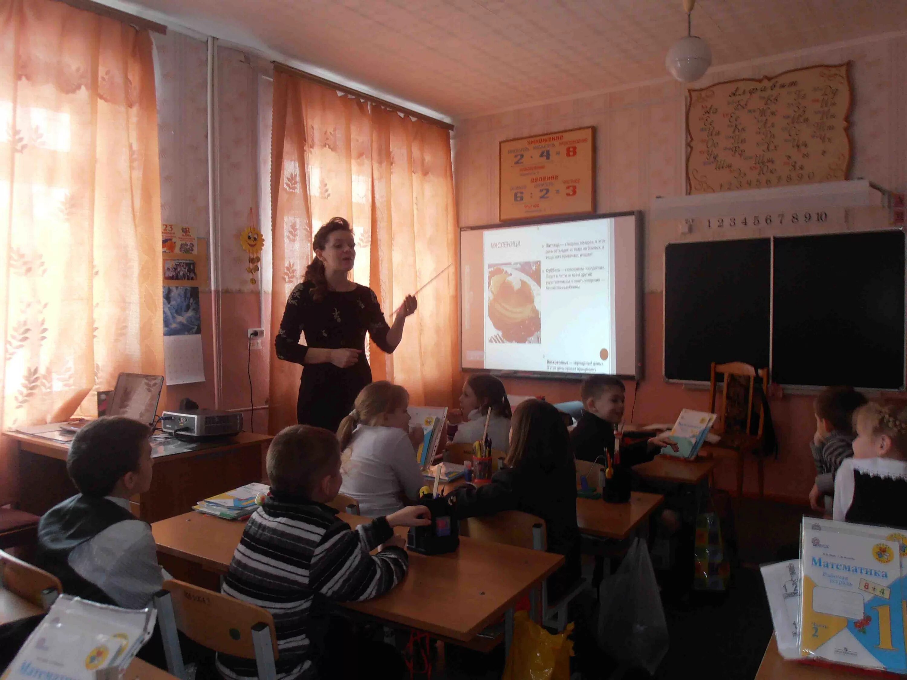 Детский сад лев толстой. 5школа посёлок Лев толстой. Школа имени Льва Толстого поселок Лев толстой. Школа 42 Лев толстой. П Лев толстой Липецкая область школа.