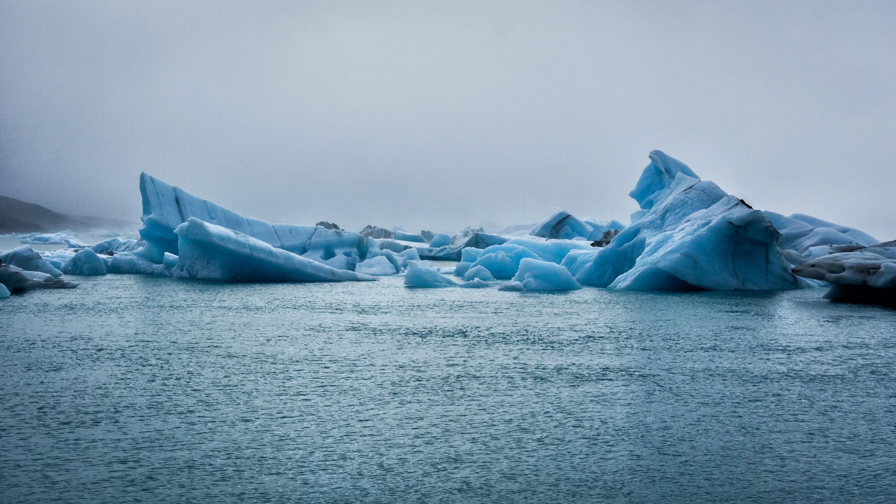Арктика Северный Ледовитый океан. Айсберги Северного Ледовитого океана. Дрейфующие льды в Северном Ледовитом океане. Ледовитый океан Айсберг.