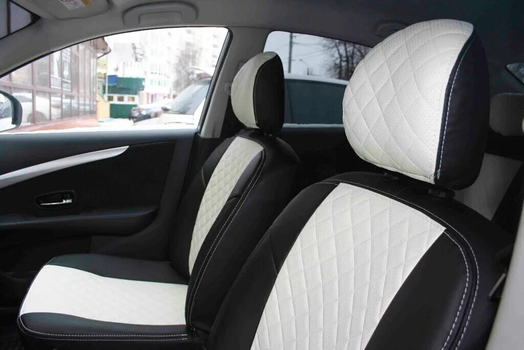 дизайнерские чехлы в автомобиль. чехлы автопилот ромб экокожа. чехлы от "b&m". чехлы автомобильные. чехлы краснодар.