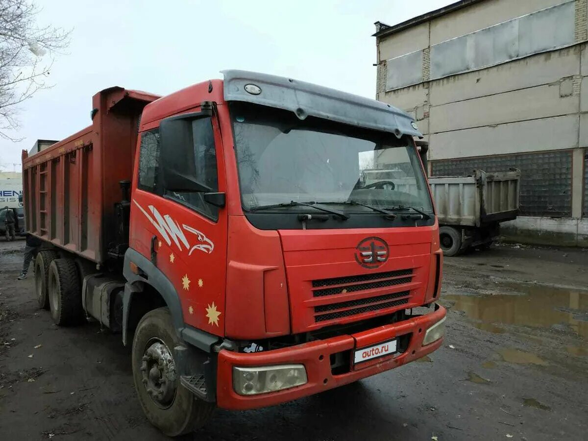 кабина faw j5. Faw j5. Faw j5. Faw j5 290hp. Faw самосвал 2011.