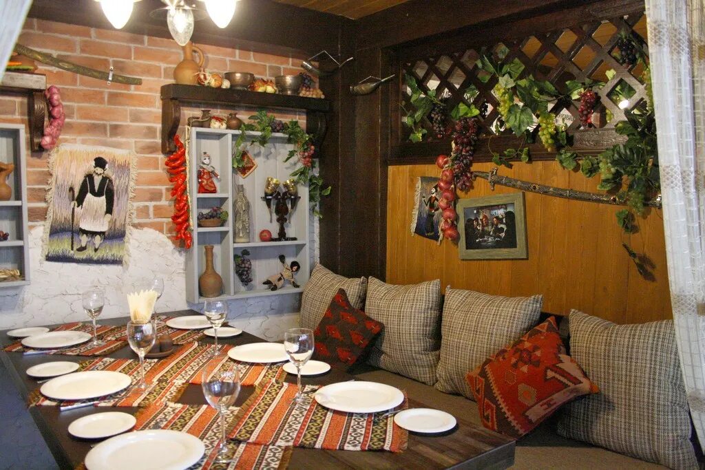 Кафе кавказская пленница екатеринбург на бардина. Ресторан кавказская пленница екатеринбург на бардина. Кавказская пленница екатеринбург. Кавказская пленница ресторан интерьер. Кавказская пленница кафе екатеринбург.