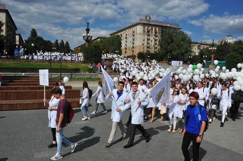 Абитуриент волгоград. Волгоградский медицинский университет. ВОЛГГМУ Волгоград. Медицинский универ в Волгограде.