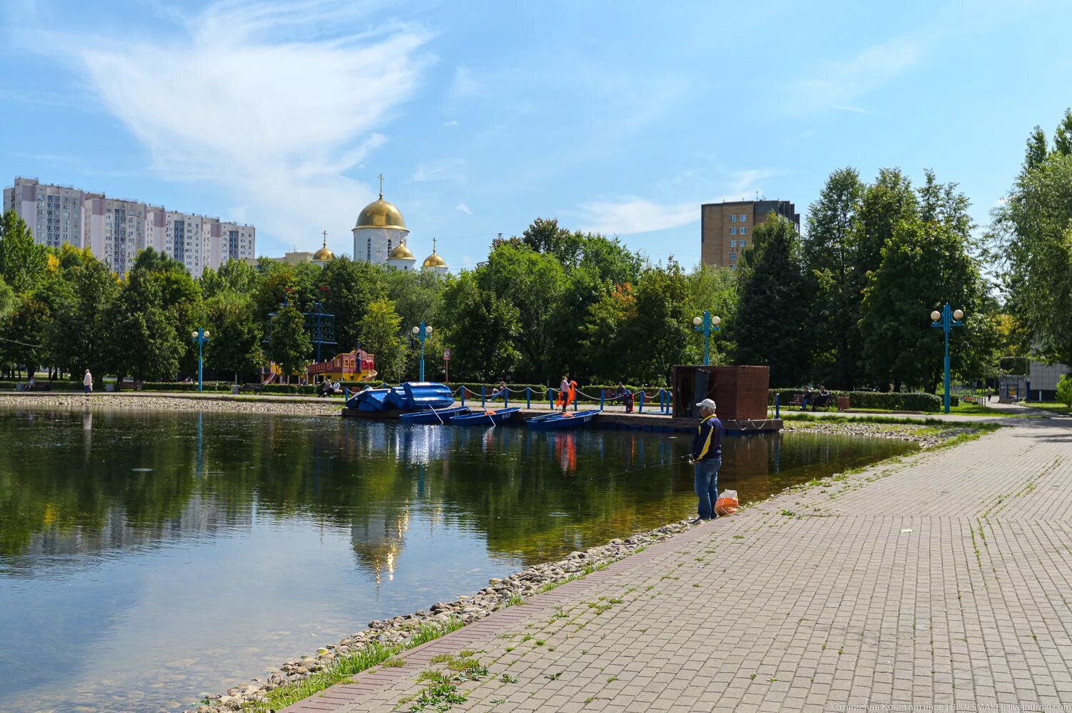 Пруд марс москва. Парк марс в алтуфьево. пруд марс в алтуфьево. кинотеатр марс алтуфьево пруд.