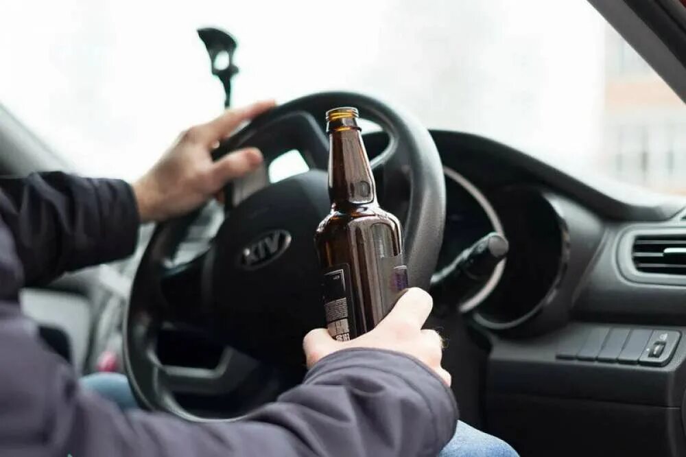 Управление автомобилем в нетрезвом состоянии. Управление автомобилем в состоянии алкогольного опьянения.
