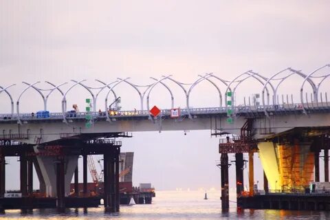 Судоходный пролет моста