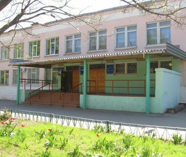 школа 5 тверь. школа 171 москва. красноярский машиностроительный колледж история.