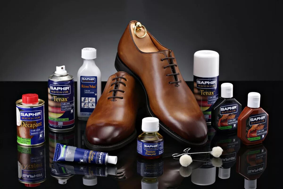Чистка обуви спб. Обувная косметика. Средство для чистки обуви. Профессиональные средства для чистки обуви. Профессиональная краска для кожи обуви.