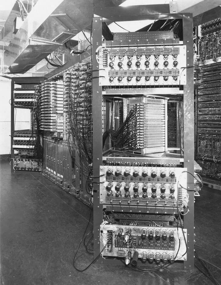 Whirlwind 1 компьютер. ЭВМ Урал 1. Eniac 1. Whirlwind-i в 1950 г.