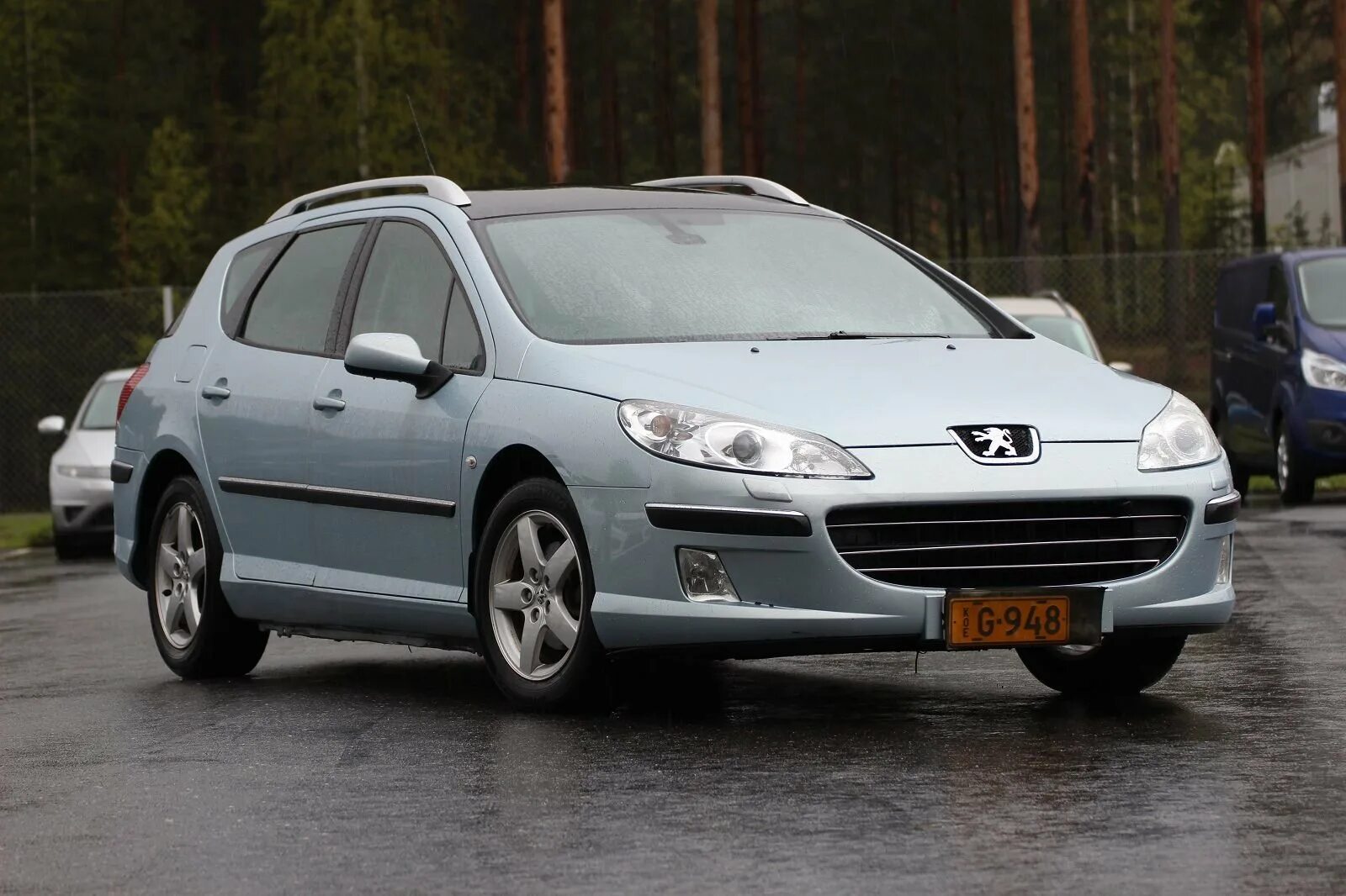 Купить пежо универсал. Пежо 407 SW. Peugeot 607 SW. Peugeot 407 SW универсал 2010г. Peugeot 407 SW модель-копия.