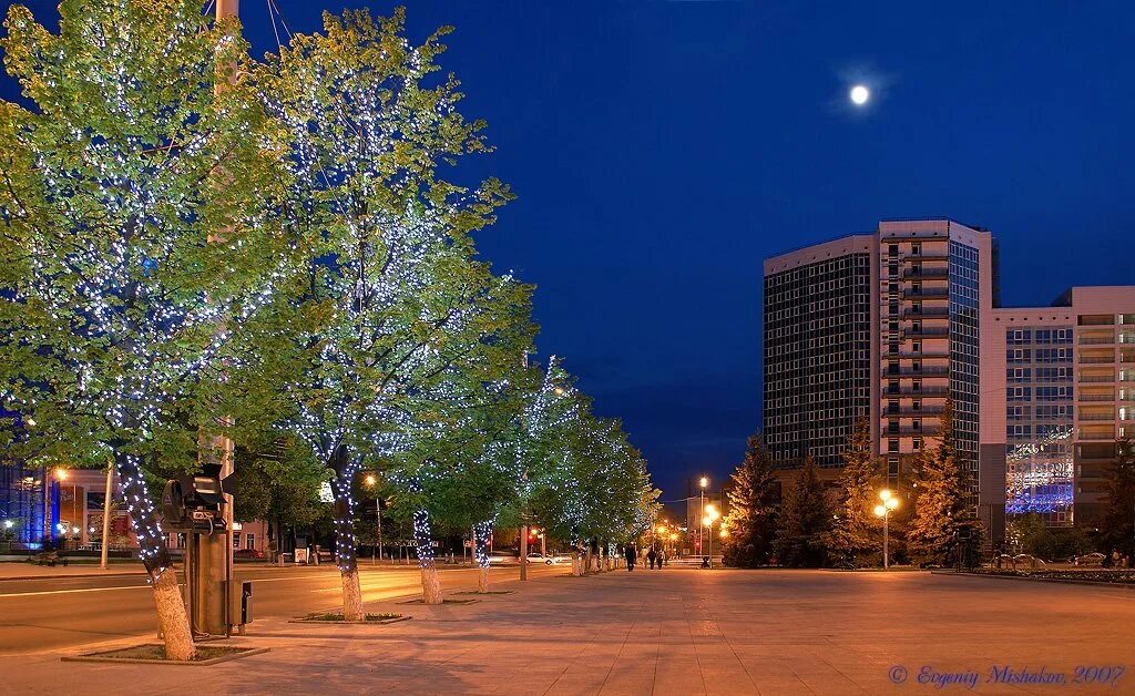 Набережная тюмень тюмень. Современная тюмень. Ночная тюмень. Тюменская набережная. Номера телефонов тюменской области.