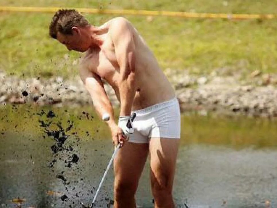 Спортсмены дании. Stenson strip down Golf. Удар из РАФ гольф.