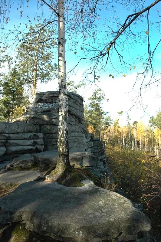 Откликной гребень челябинская область. Большой шигирский идол. Самое древнее на урале. Альян гора башкирия. Мегалиты горной шории.