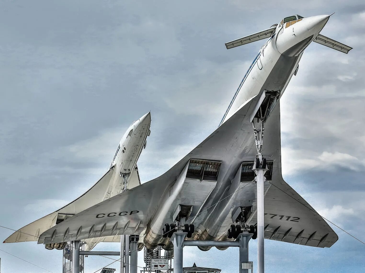 Куда летал ту 144. Куда летал ту 144. Ту сверхзвуковой пассажирский самолёт ту-144. Советский сверхзвуковой пассажирский самолёт ту-144. Ту сверхзвуковой пассажирский самолёт ту-144.