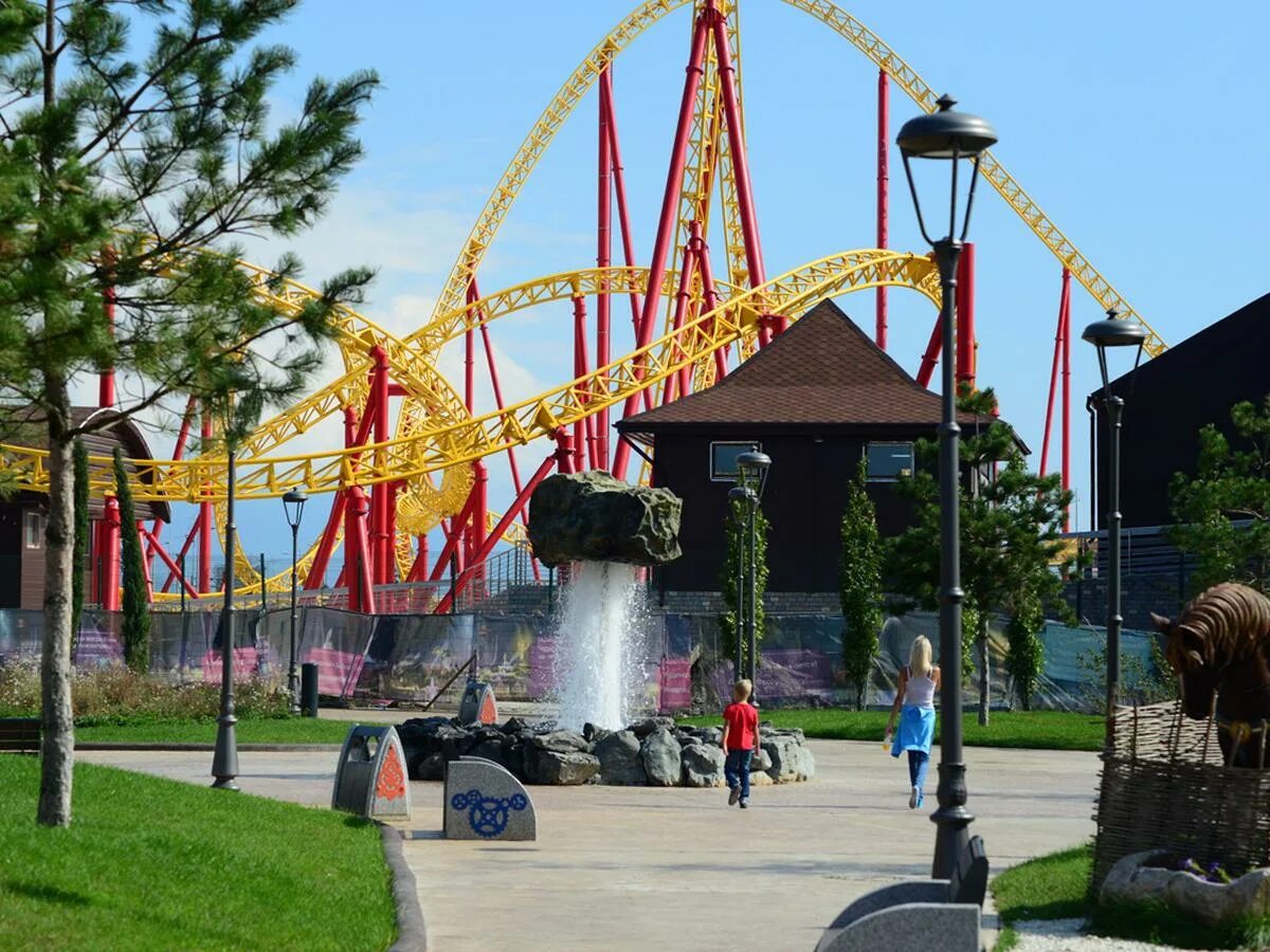 Amusement park Amusement park ZaCky Flickr