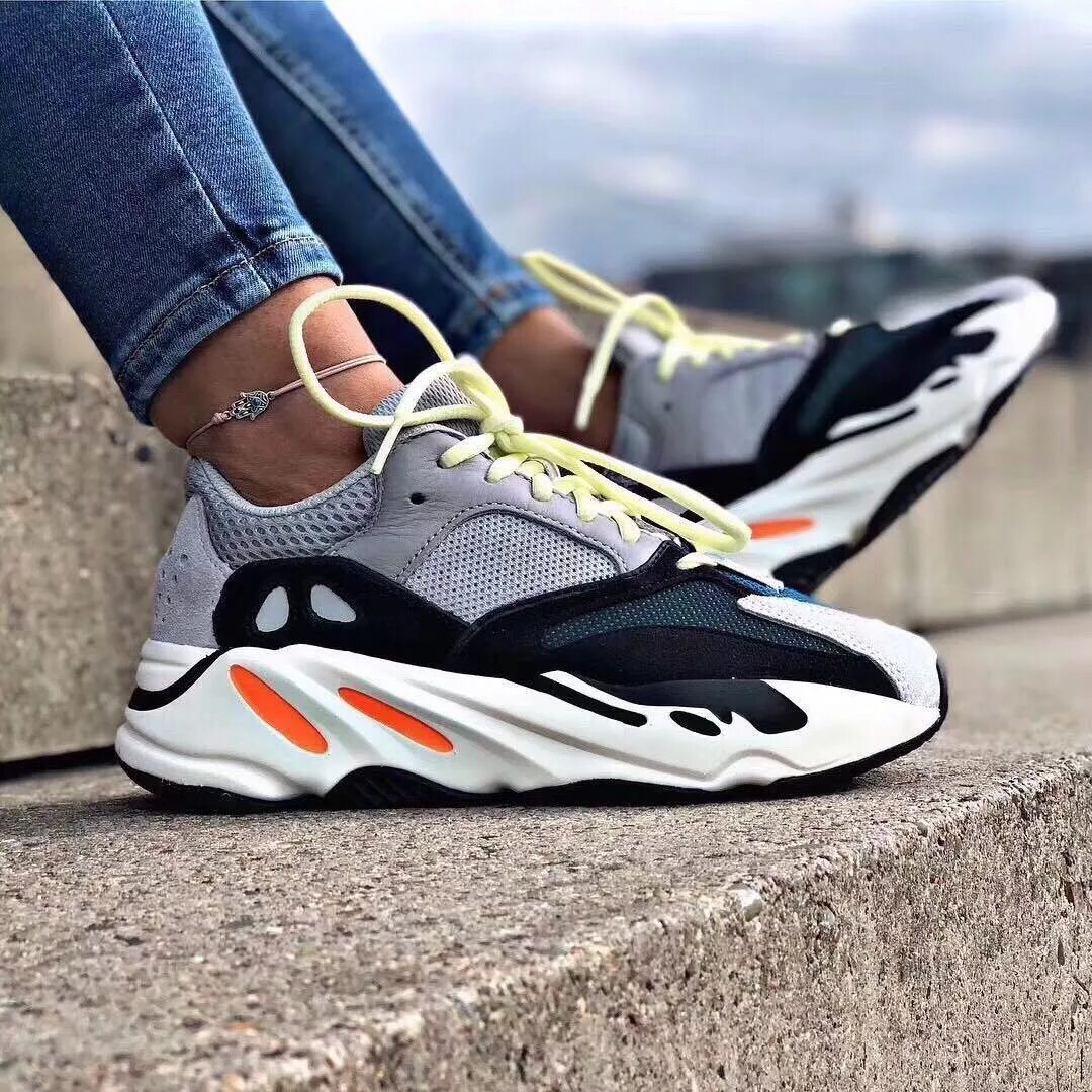 Adidas Boost 700. Adidas Yeezy Boost 700. Adidas ИЗИ буст 700. Adidas Yeezy 700 Wave Runner.