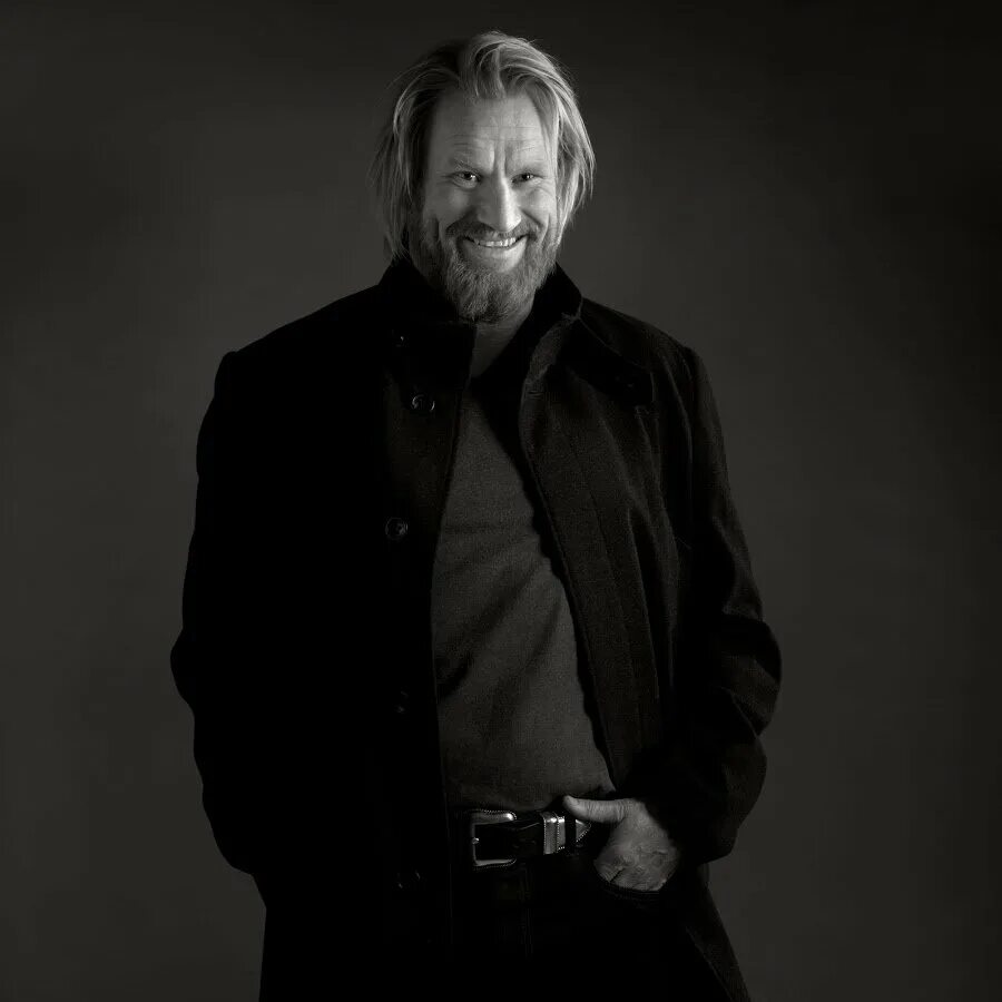 Руне темте в молодости. Теа глимсдал темте. Руне темт актер. Темте руне уббе. Рюн темт.