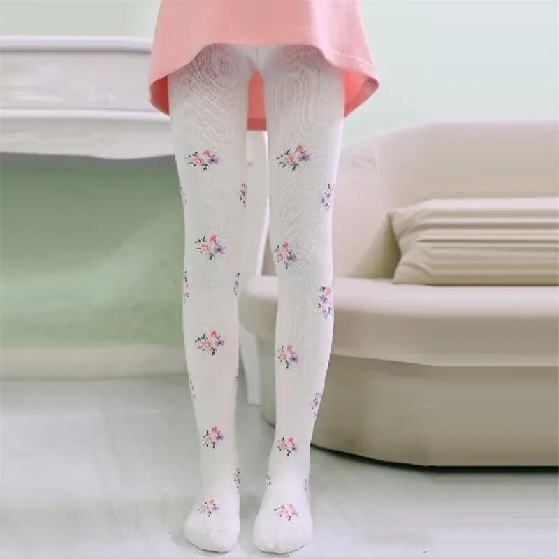Нейлоновые колготки для девочки. Девчачьи колготки. Прозрачные колготы для девочек. Эластичные колготки для девочек. Модные колготки для девочек.