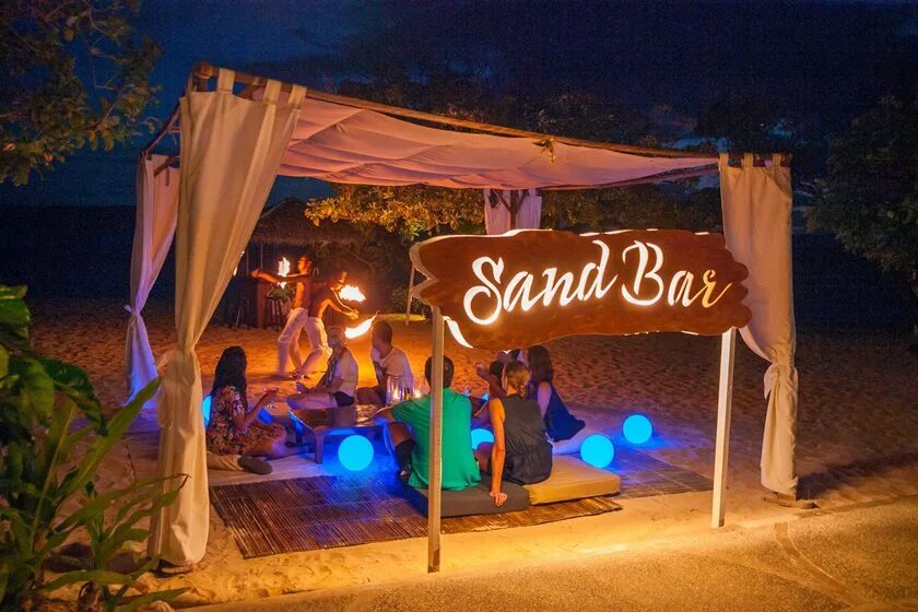 Sand bar. Sandbar.