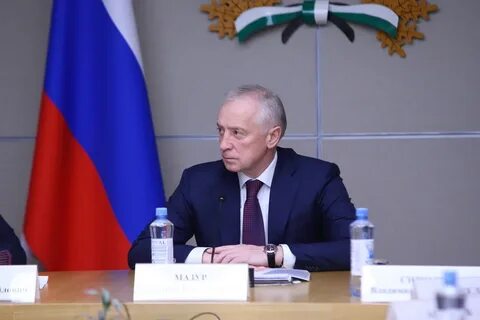 Назвал губернатора