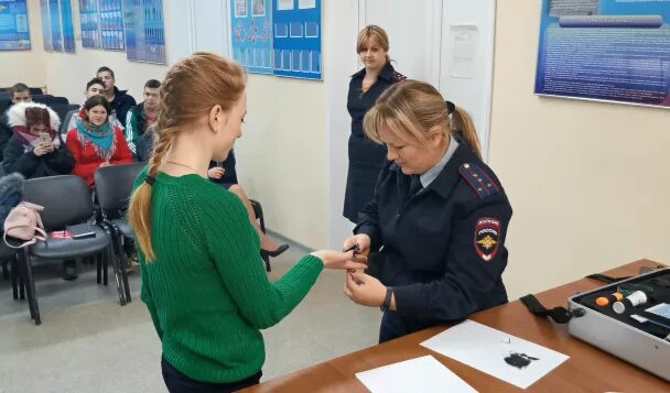 Мо вяземский. Полиция Вязьма. День открытых дверей в полиции. МО МВД Вяземский. Следователи города Вязьма.