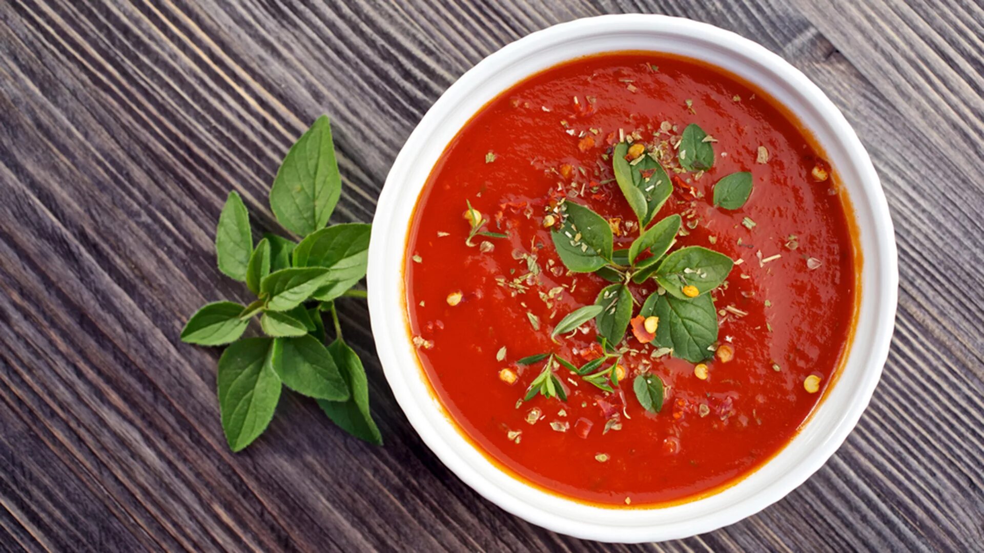 Соус сацебели острый. Sauce tomate соус томатный. Паста гаспачо. Соус красный основной.