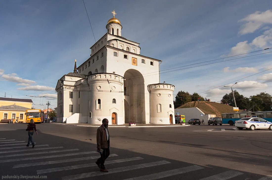 В каком городе находится памятник золотые ворота. Золотые ворота во Владимире 1158-1164.