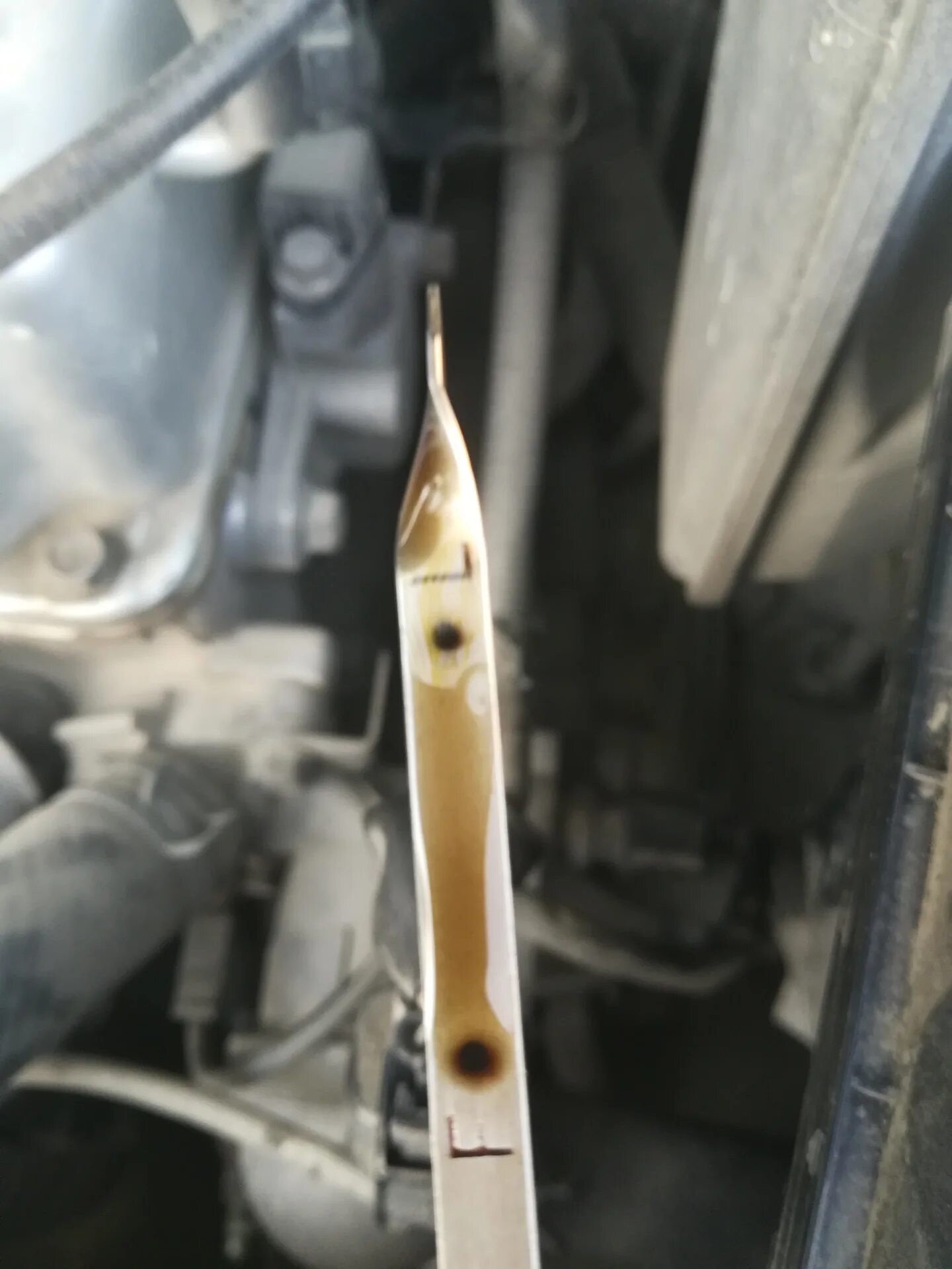 Уровень масла лансер 9. Масляный щуп лансер 10 1. Уровень масла лансер 9. Масляный щуп мицубиси лансер 9. 6.