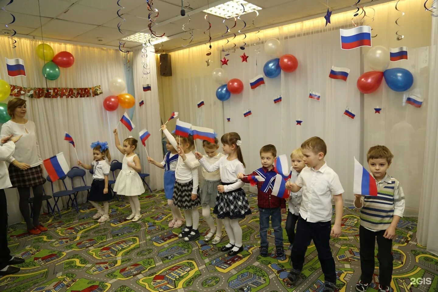 Усадский сад умные дети. Умный ребенка центр. Детский центр развития москва. Умный малыш детский развивающий центр. Умный ребенка центр.