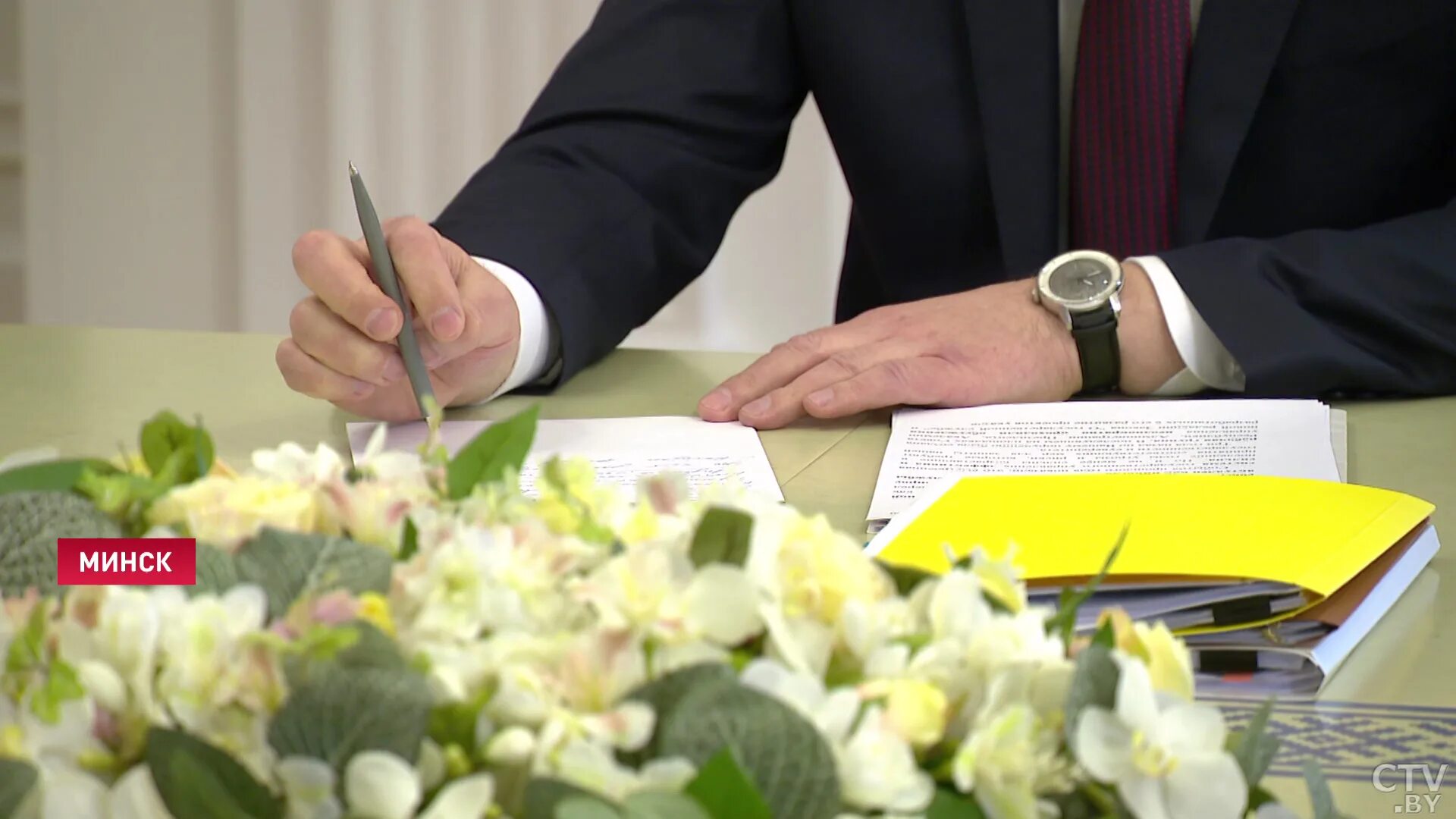 воровство чиновников. госслужащие 65 лет. госслужащие 65 лет. демографические ямы в россии по годам. ликсутов максим 2023.