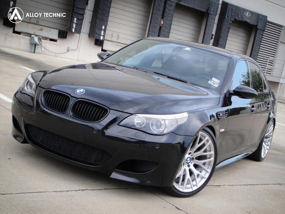 BMW 5 e60. БМВ 5 е60. BMW 5 e60 черная m paket. BMW m3 e60.