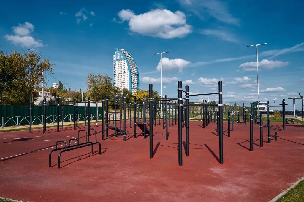 Спортплощадка, воркаут, барнаул. Kenguru pro. Kenguru professional воркаут площадка. Kenguru pro логотип. Воркаут площадка лужники.