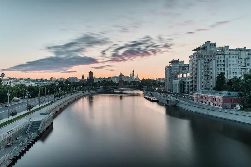 File:Moscow, Bersenevskaya Embankment (31569403941).jpg - Wikimedia Commons