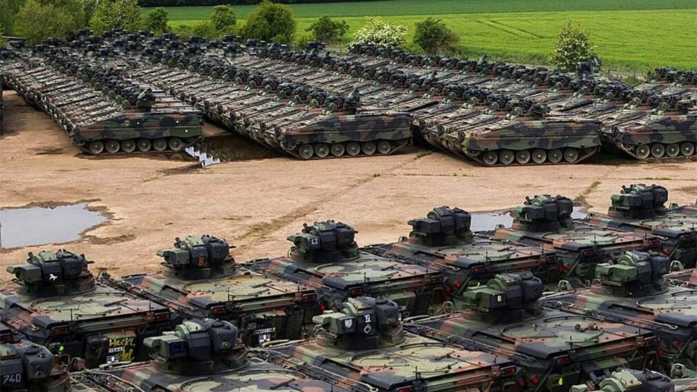Танки колонна Бундесвер. Leopard 2a4 ВСУ. Много танков. Склады боевой техники. Военные заводы украины