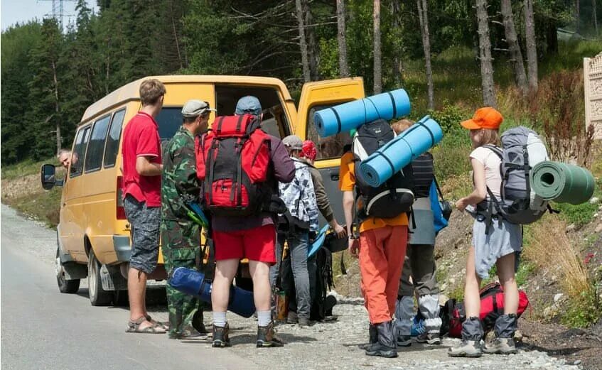 Поездки в горы краснодар. Заброска в туризме. Заброска туристов в горы. Туризм поход. Автомобильный туризм.