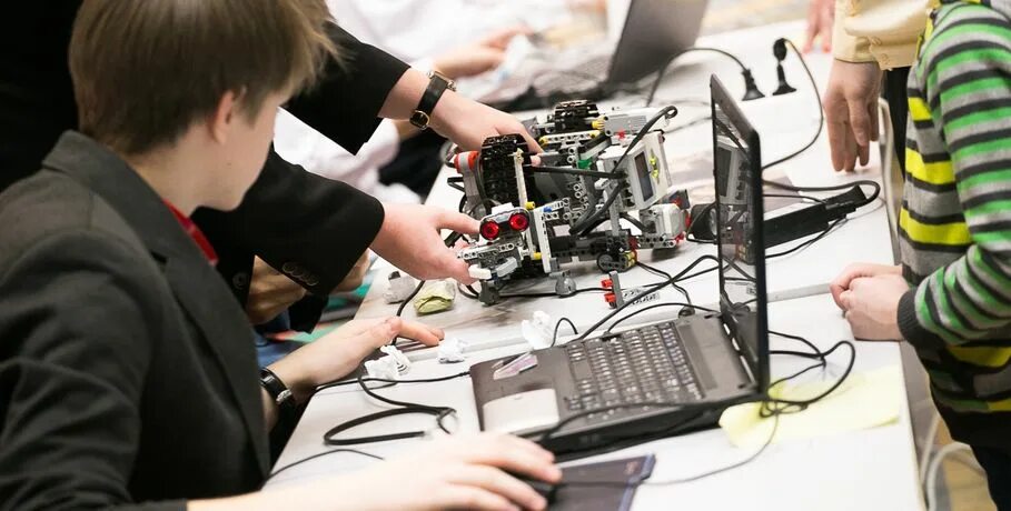 Адаптированный робот. Виртуальная робототехника. робототехнике и нейротехнологиям «деталька». робототехника для детей вологда. программирование виртуальных роботов.
