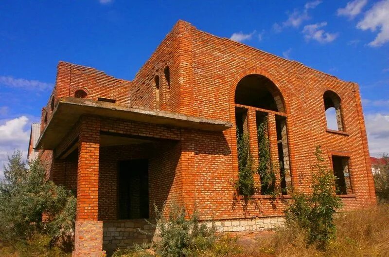 Широкая балка Херсонская область. Дома в Николаеве. Николаевские дома. Село Царское Херсонская область.