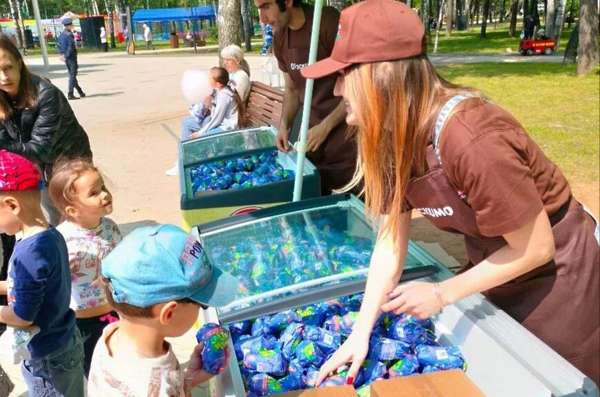 День защиты детей мороженое. Бесплатное мороженое в парках подмосковья 1 июня. Бесплатное мороженое в парках подмосковья 1 июня. День защиты детей мороженое. Бесплатное мороженое в парках подмосковья 1 июня.