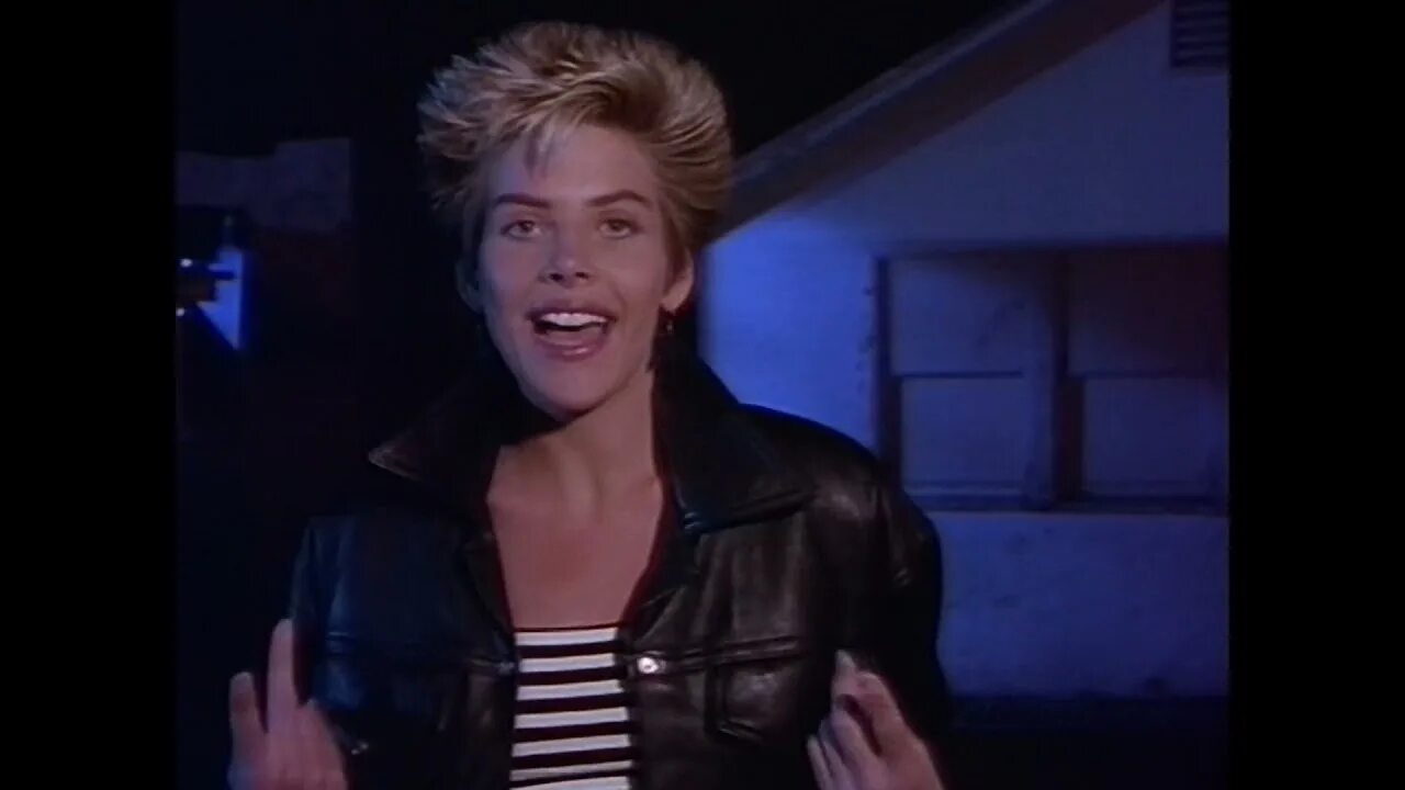 House of mystic lights. Смотреть клип отпетые мошенники сс кейч. C. 1988. C.