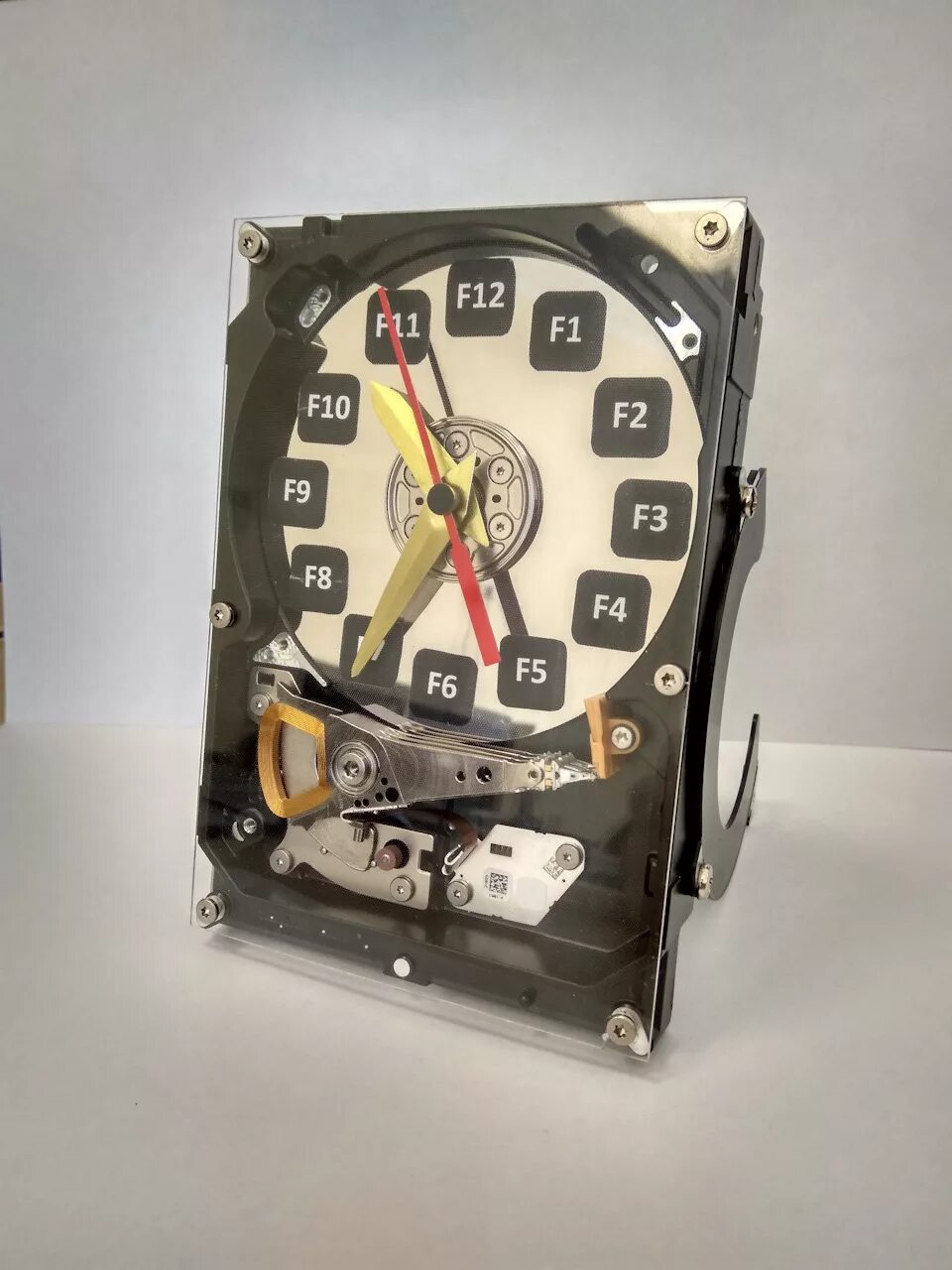 Что можно сделать из старого жесткого диска Exclusive desk clock made with computer hard drive HDD clock Etsy