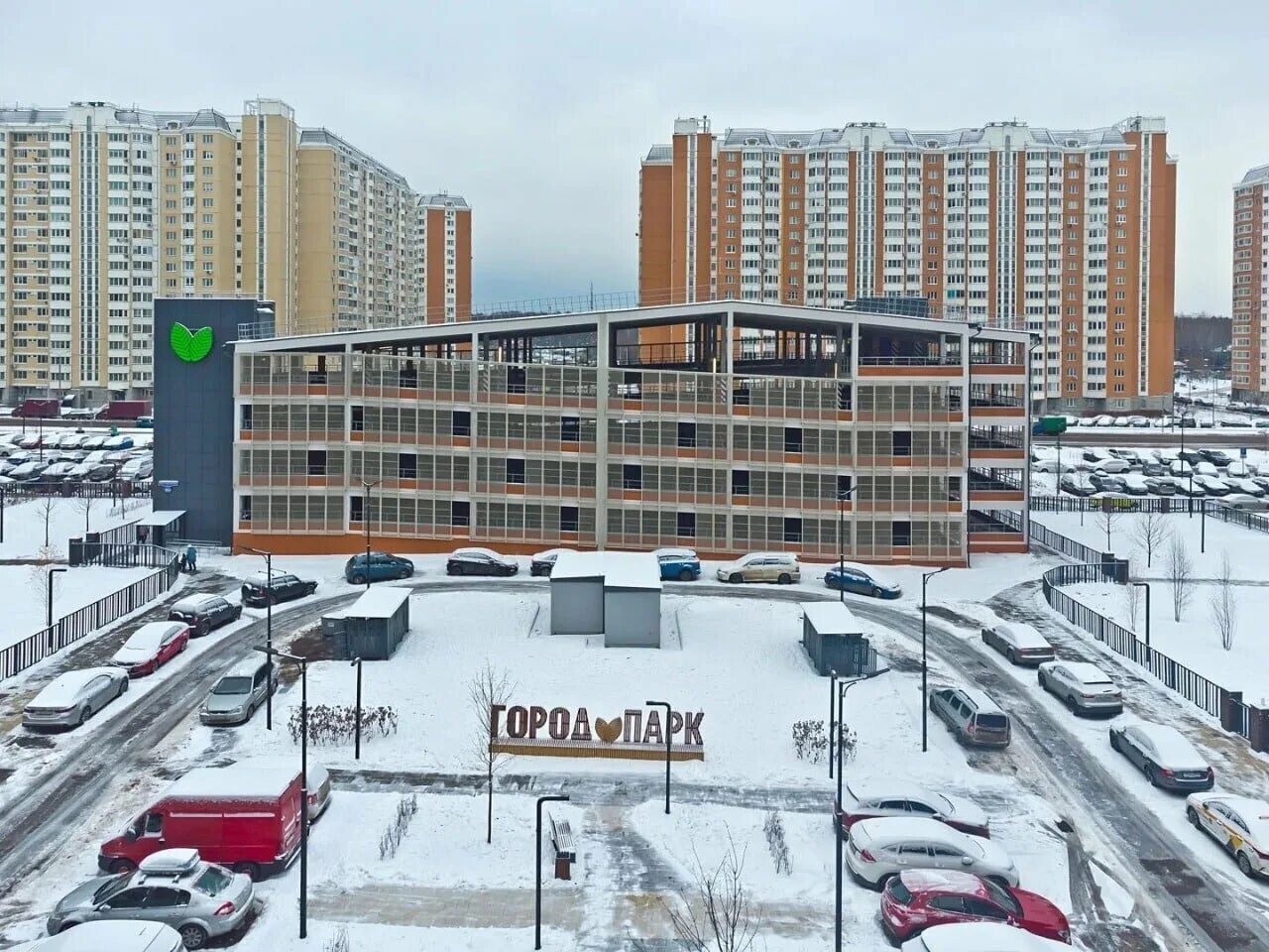 Новопеределкино жк новопеределкино ближнее. Новости в переделкино ближнее. Жк абсолют рассказовка переделкино ближнее. Новая школа в переделкино ближнее. Парковка переделкино.